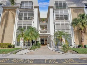 3000 NE 16th Ave D406, Oakland Park FL 33334