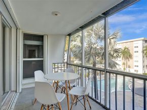 3000 NE 16th Ave D406, Oakland Park FL 33334