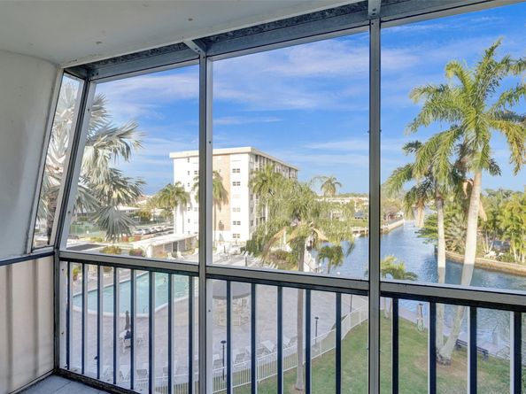 3000 NE 16th Ave D406, Oakland Park FL 33334