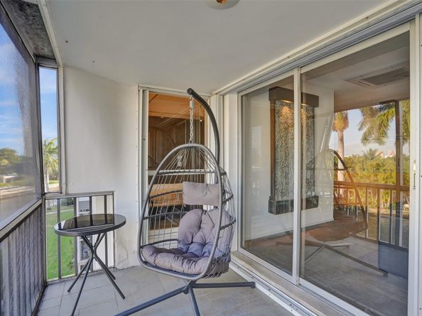 3000 NE 16th Ave D406, Oakland Park FL 33334