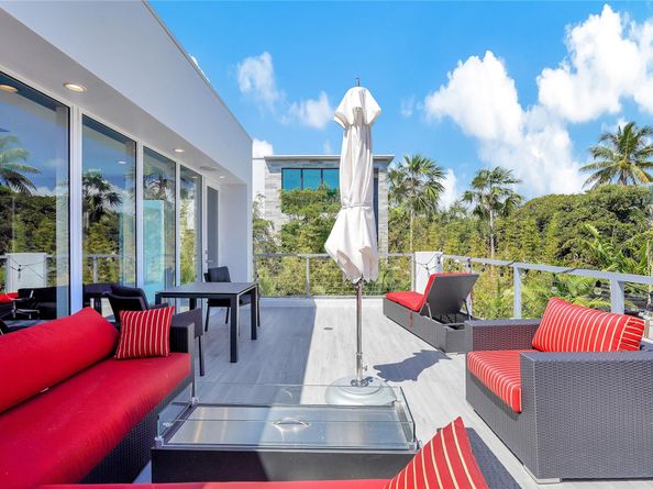 1312 SE 2nd St, Fort Lauderdale FL 33301