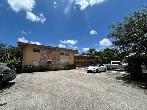 8704 NW 35Th ST 204, Coral Springs FL 33065