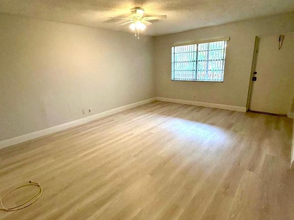 8704 NW 35Th ST 204, Coral Springs FL 33065