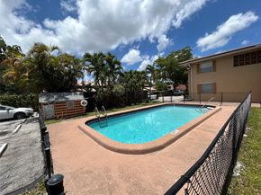 8704 NW 35Th ST 204, Coral Springs FL 33065