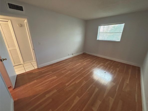 8704 NW 35Th ST 204, Coral Springs FL 33065