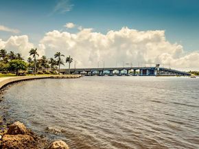 511 Lucerne Avenue 617, Lake Worth Beach FL 33460