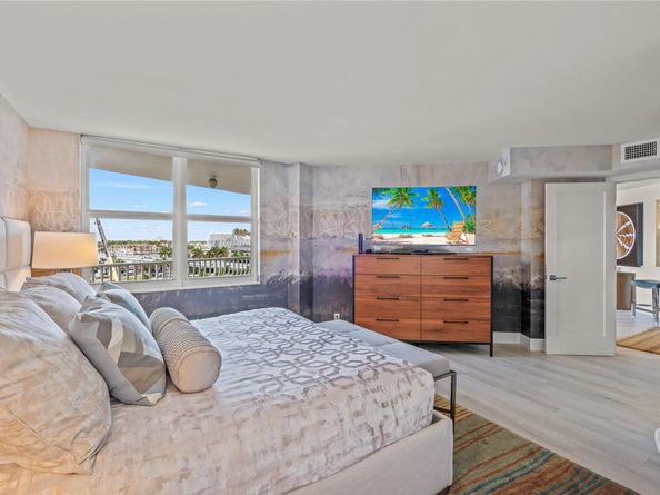 1 Las Olas Circle 503, Fort Lauderdale FL 33316
