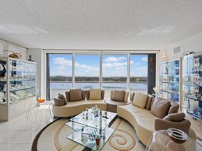 525 S Flagler Drive 16a, West Palm Beach FL 33401