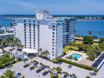 3800 Washington Road