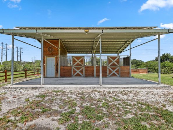 17531 SW 68th Ct, Southwest Ranches FL 33331