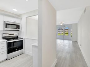 2750 Sunrise Lakes Drive W 108, Sunrise FL 33322