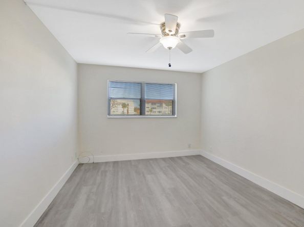 2750 Sunrise Lakes Drive W 108, Sunrise FL 33322