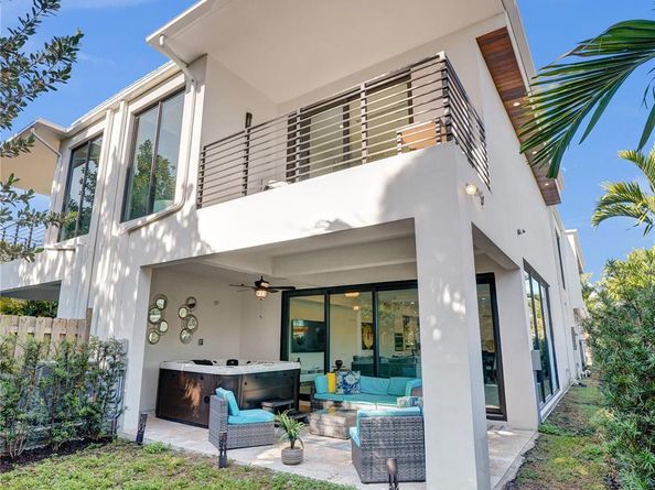 1238 NE 17th Ave 2, Fort Lauderdale FL 33304