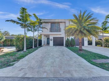 1238 NE 17th Ave