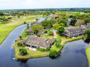 6876 Parisian Way, Lake Worth FL 33467