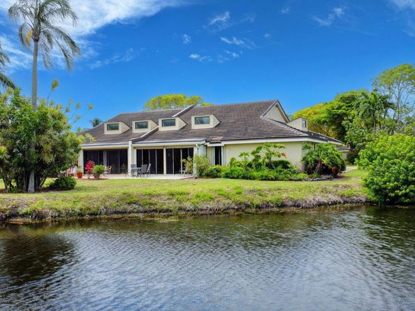 6876 Parisian Way, Lake Worth FL 33467