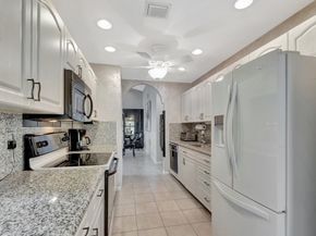 6876 Parisian Way, Lake Worth FL 33467