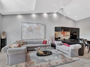 6876 Parisian Way, Lake Worth FL 33467