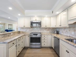 3721 Quail Ridge Drive Bobwhite C, Boynton Beach FL 33436