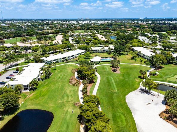 3721 Quail Ridge Drive Bobwhite C, Boynton Beach FL 33436