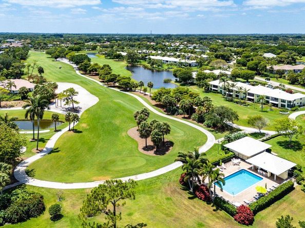 3721 Quail Ridge Drive Bobwhite C, Boynton Beach FL 33436