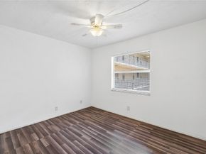 2811 Somerset Dr 209, Lauderdale Lakes FL 33311