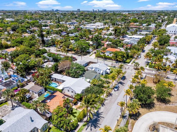 436 38th Street, West Palm Beach FL 33407