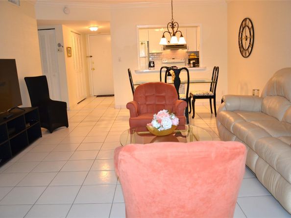 255 S Cypress Rd 342, Pompano Beach FL 33060