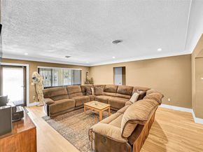 420 SE 5th St, Pompano Beach FL 33060