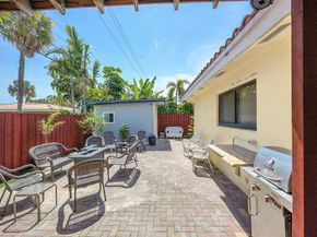 420 SE 5th St, Pompano Beach FL 33060