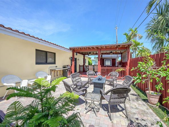 420 SE 5th St, Pompano Beach FL 33060