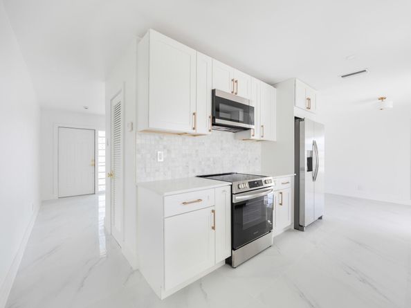 8508 NW 59 Place, Tamarac FL 33321