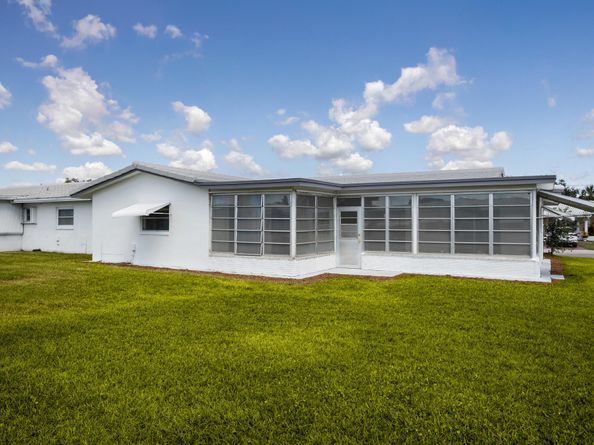8508 NW 59 Place, Tamarac FL 33321