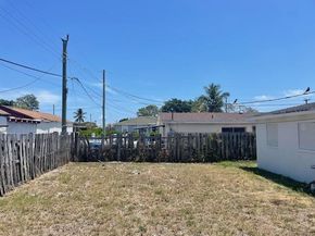 1104 W 24th Street, Riviera Beach FL 33404