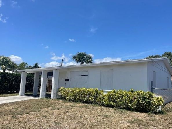 1104 W 24th Street, Riviera Beach FL 33404
