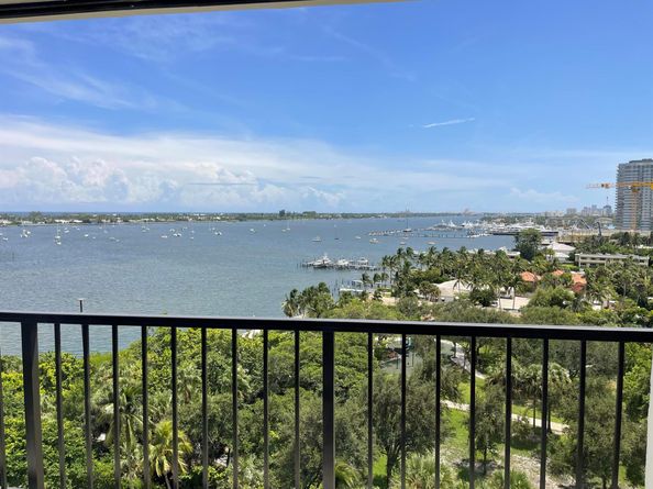 5200 N Flagler Drive 1106, West Palm Beach FL 33407