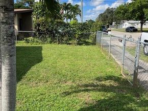 501 NW 15th Way, Fort Lauderdale FL 33311