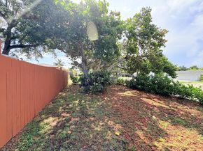 307 4th Street, Lake Park FL 33403