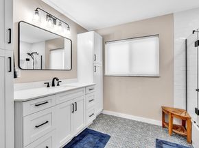 1311 NE 42nd St, Oakland Park FL 33334