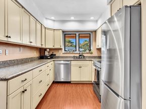 1311 NE 42nd St, Oakland Park FL 33334