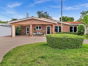 1311 NE 42nd St, Oakland Park FL 33334