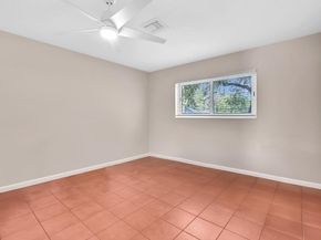 1311 NE 42nd St, Oakland Park FL 33334