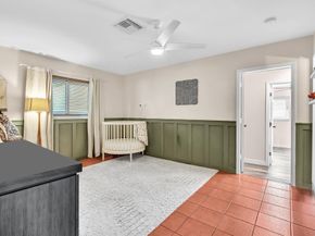 1311 NE 42nd St, Oakland Park FL 33334