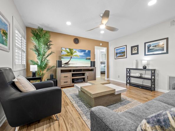 3561 Pine Tree Court A2, Greenacres FL 33463