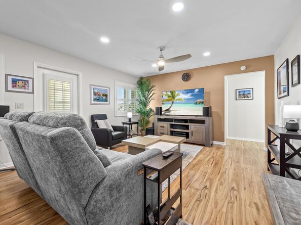 3561 Pine Tree Court A2, Greenacres FL 33463