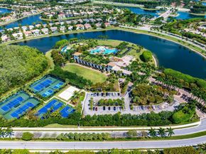 2261 Balsan Way, Wellington FL 33414