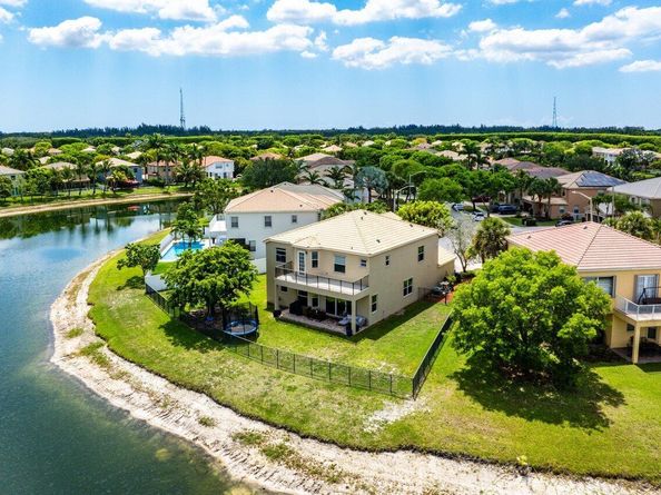 2261 Balsan Way, Wellington FL 33414