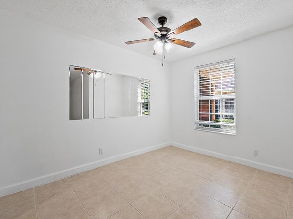 12416 Alternate A1a P7, Palm Beach Gardens FL 33410