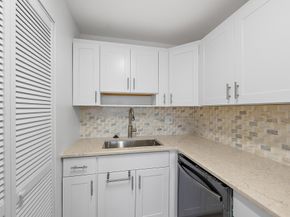 12416 Alternate A1a P7, Palm Beach Gardens FL 33410