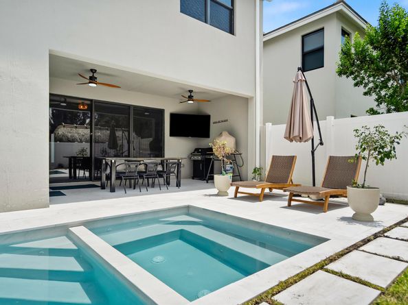 7102 Rockwood Road, Jupiter FL 33458